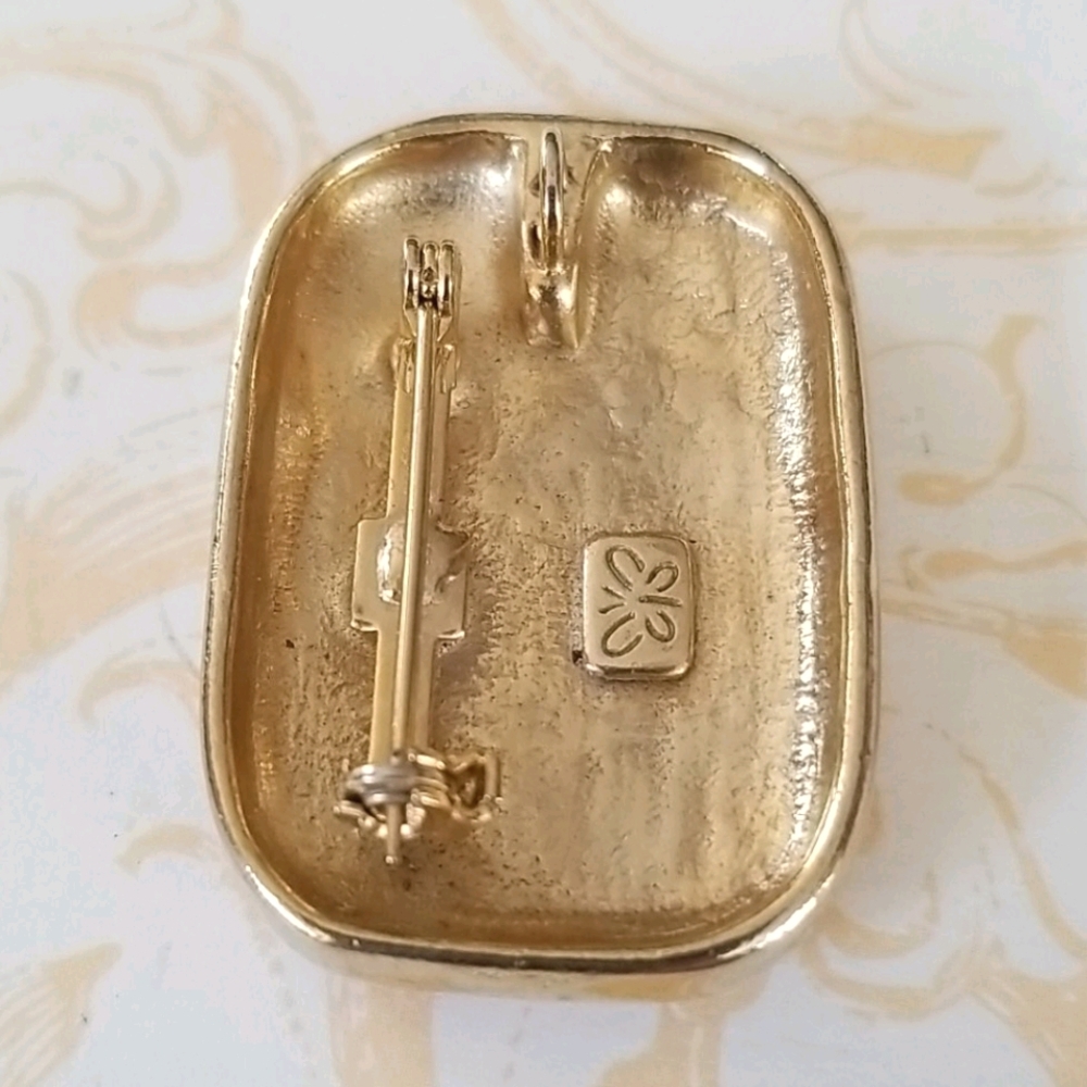 Vintage Red Enamel Gold Tone Brooch Pendant Pin - Picture 9 of 14